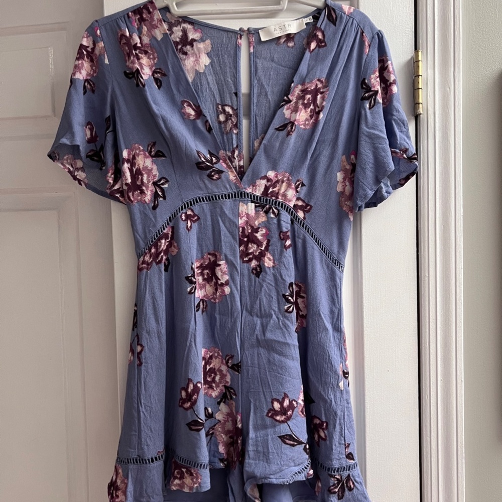 ASTR the Label Cadence Purple Floral Romper - Picture 3 of 4